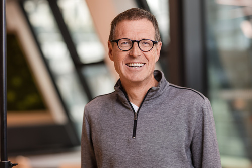 Michael Ramon EQS-News: Michael Ramon Klawitter wird Chefvolkswirt der ICM und Co ...