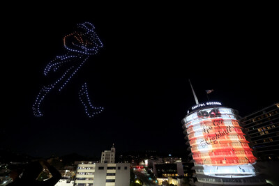 Johnnie Walker lights up the skyline of Los Angeles with large scale animations to celebrate musicâ€™s biggest weekend.
