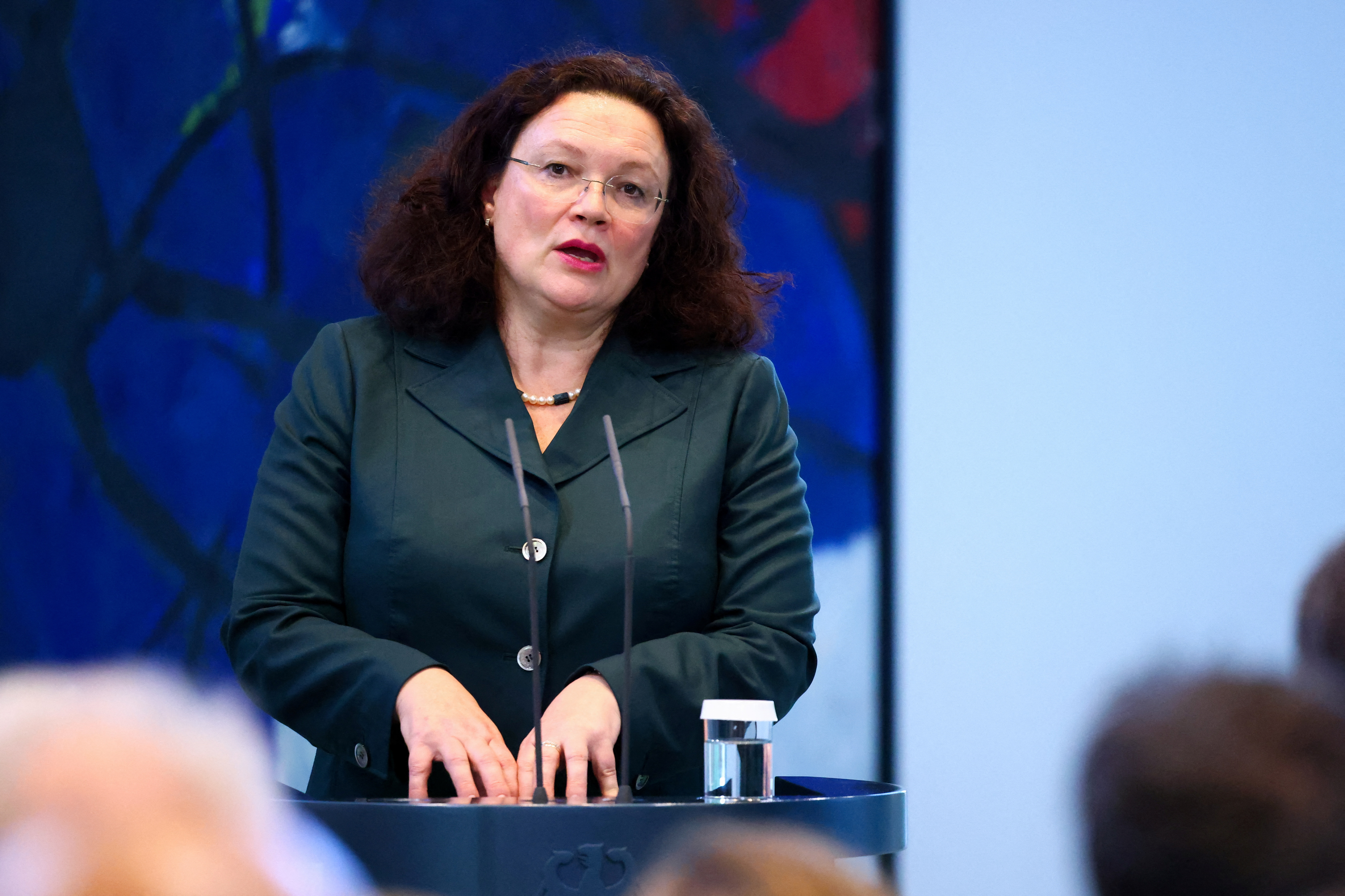 BA-Chefin Nahles erwartet keine Beitragserhöhung für 2026 • news • onvista